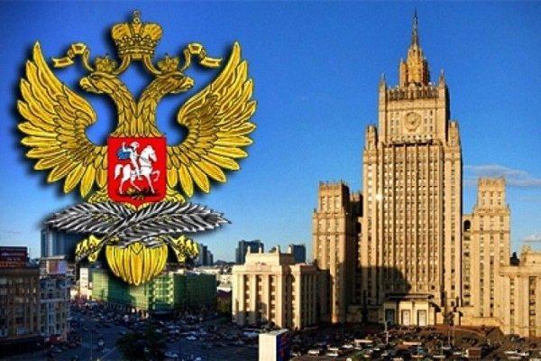 مسکو به تهدید پمپئو علیه شرکت نفت دولتی روسیه واکنش نشان داد