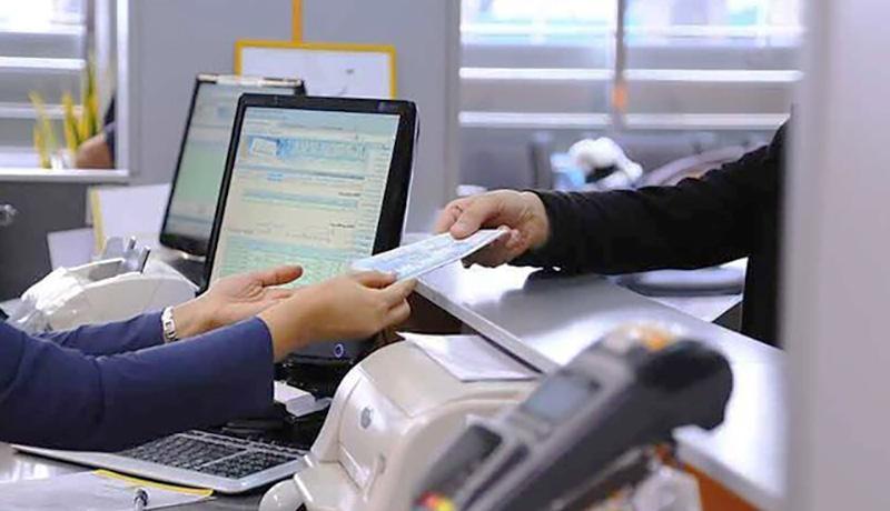 زمان تغییر نرخ سود بانکی است یا نه؟