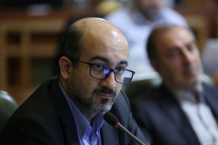 سخنگوی شورای شهر: شهردار به معاونانش ادب بیاموزد سخنگوی شورای شهر: شهردار به معاونانش ادب بیاموزد